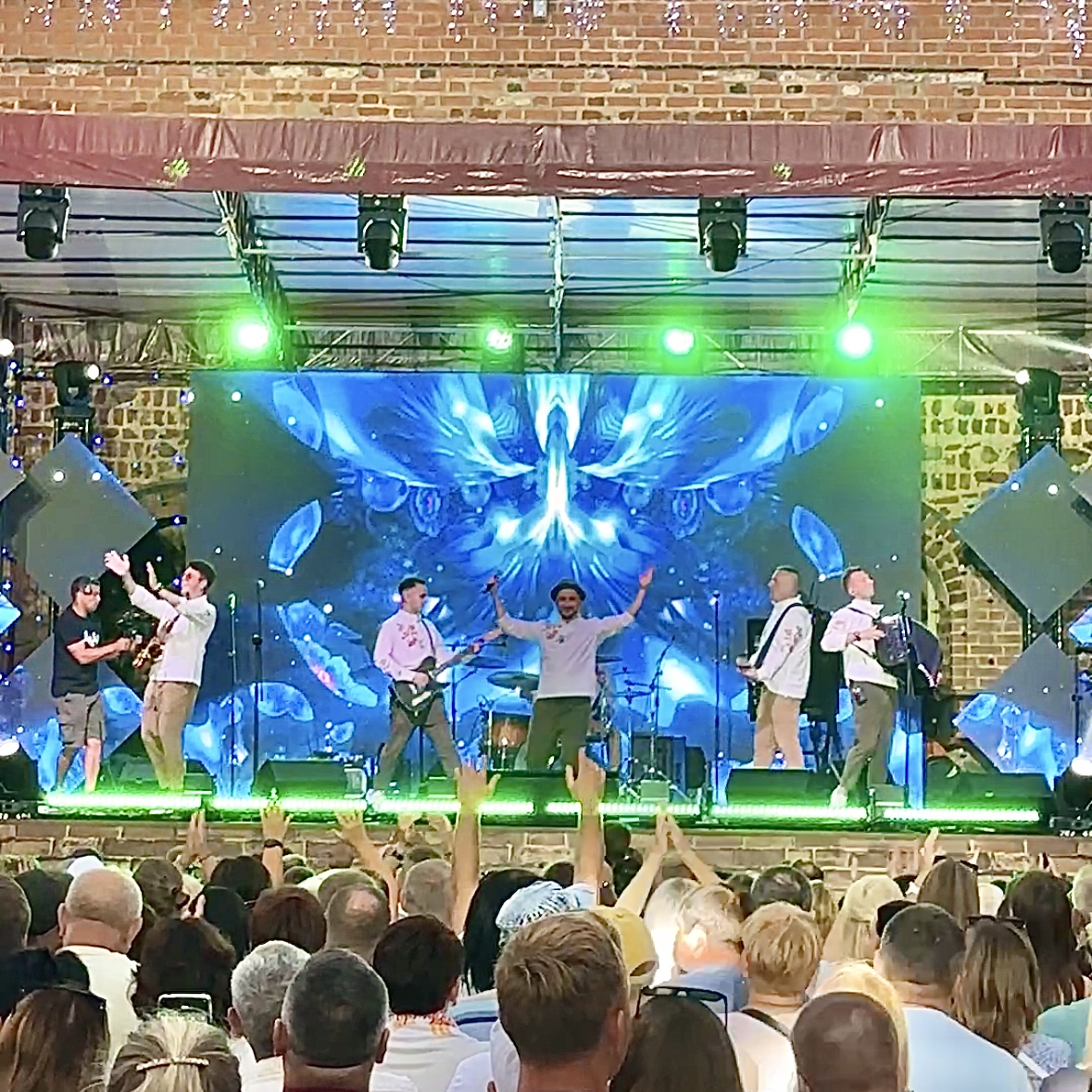 Концерт группы «Дрозды» в Мирском замке