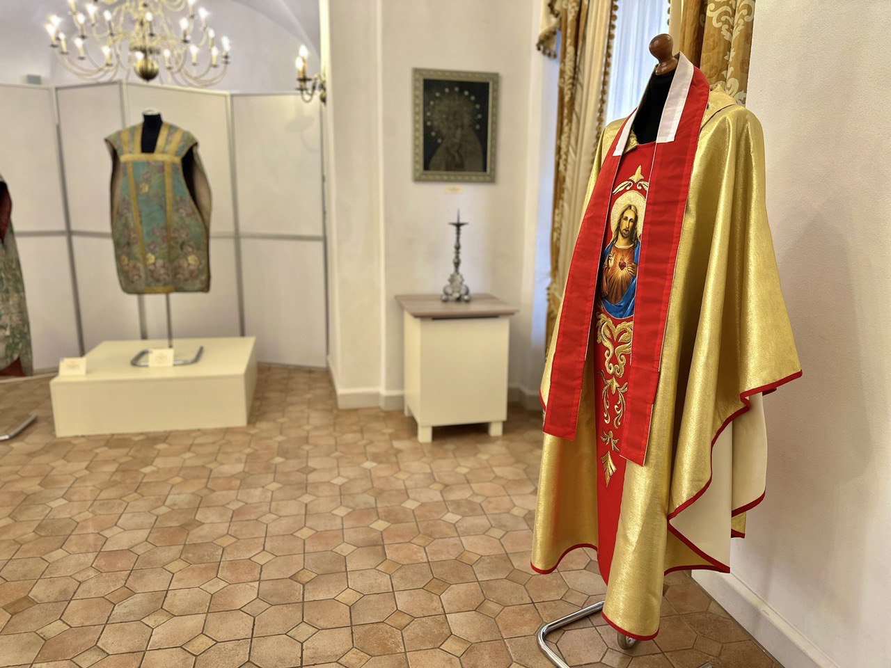 Image 1