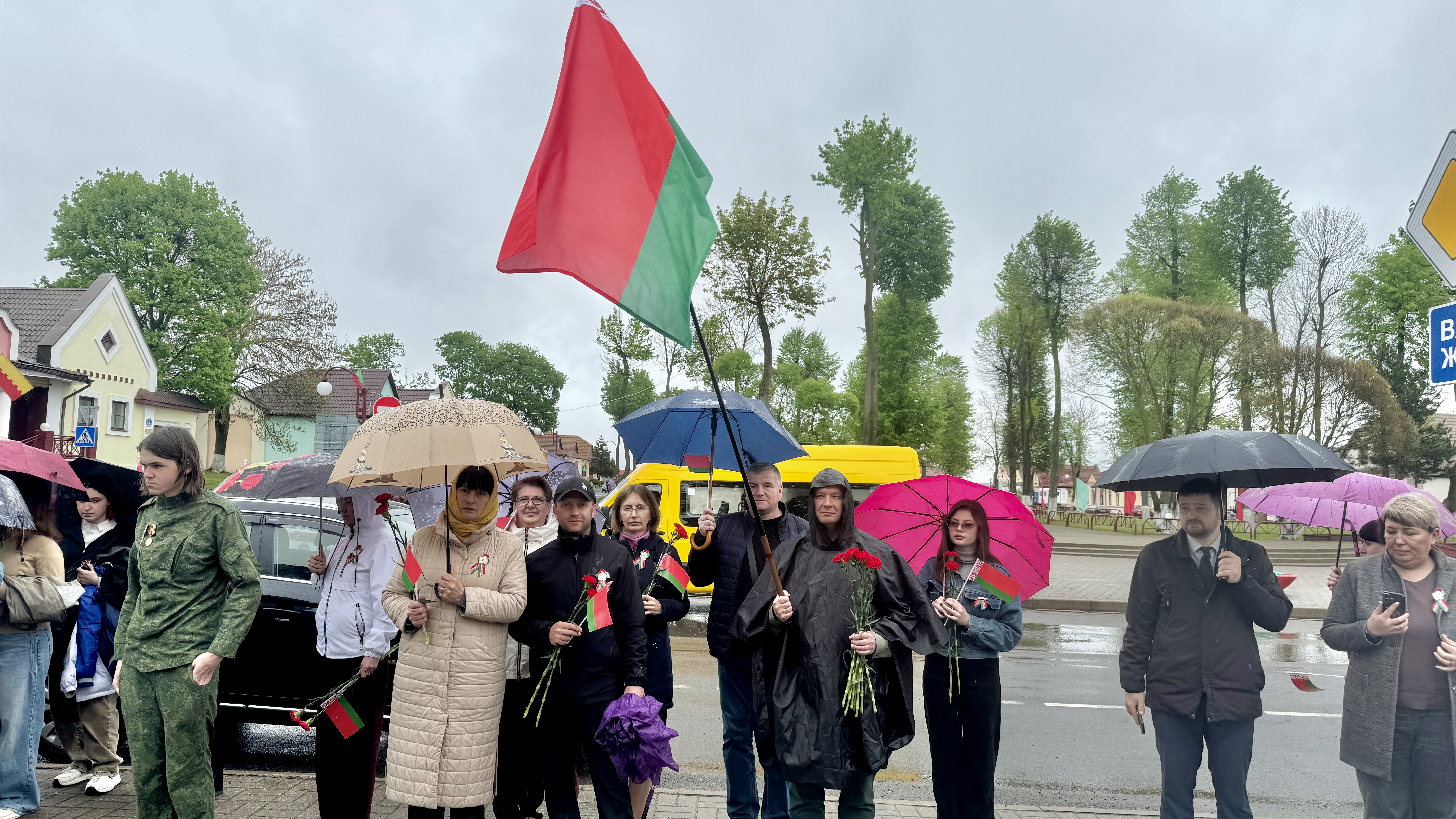 Беларусь помнит. Помним каждого: на Кореличчине состоялся патриотический автопробег ко Дню Победы